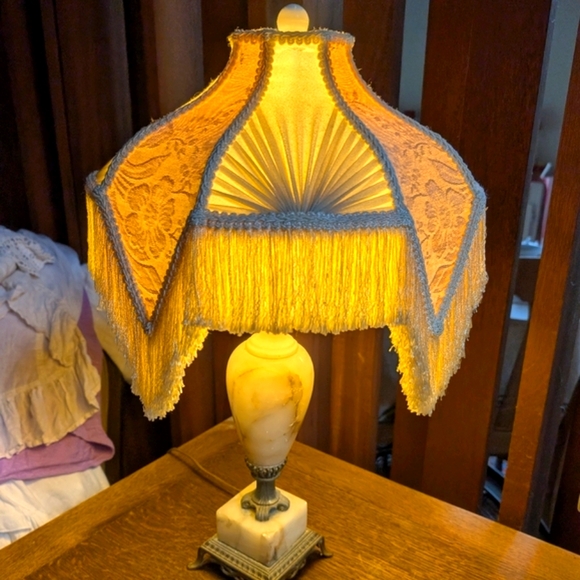 💥SOLD💥Antique Agate Lamp&Shade - Picture 1 of 7